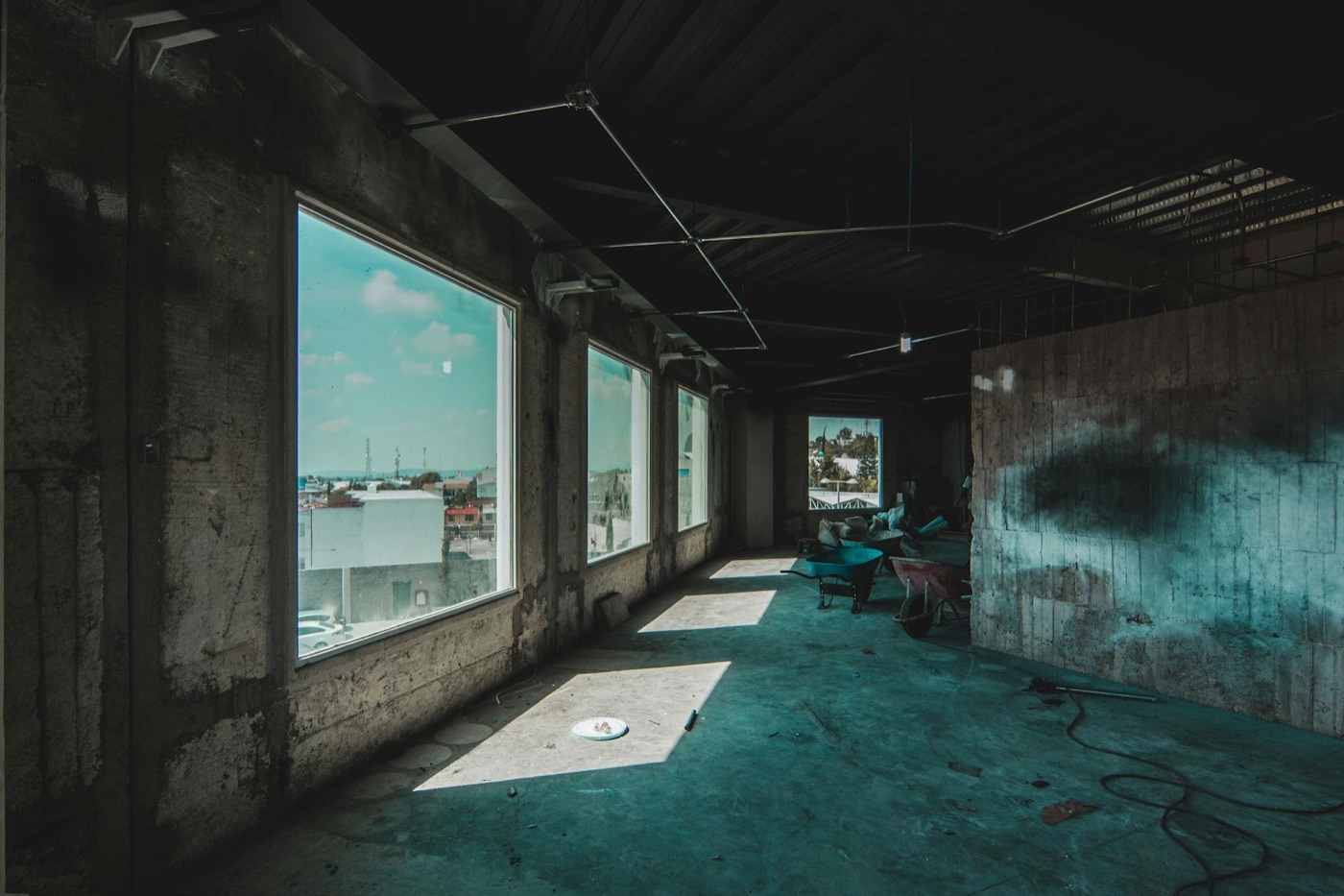 Commercial workspace fit-out